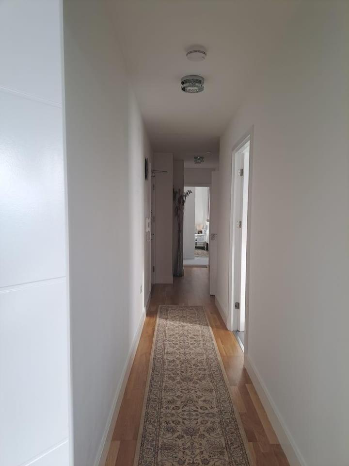 Cozy Double Room With Large En Suite Near Canary Wharf London With Amazing Views In A Shared Apartment Eksteriør billede
